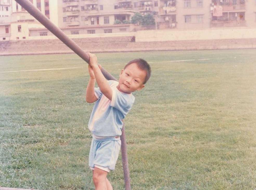 易建联妻子荆灵简历,易建联老婆荆灵是广东哪里人图片