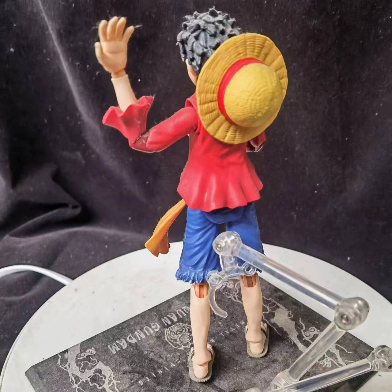 海贼王手办路飞可动,海贼王路飞回忆篇