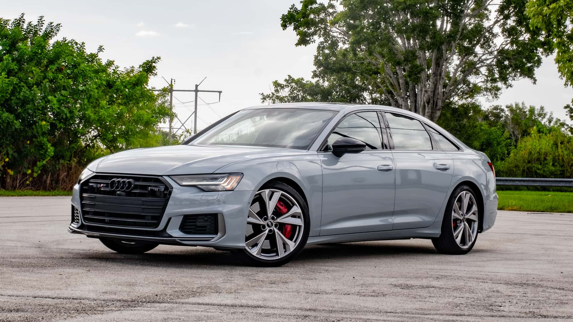 被低估的低调车,2024年老款奥迪s6还值得买吗