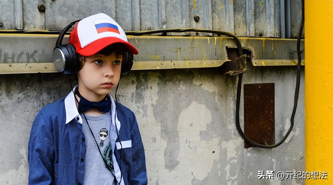 折叠屏手机逆势增长oppo引领市场,oppo折叠屏手机第2代曝光