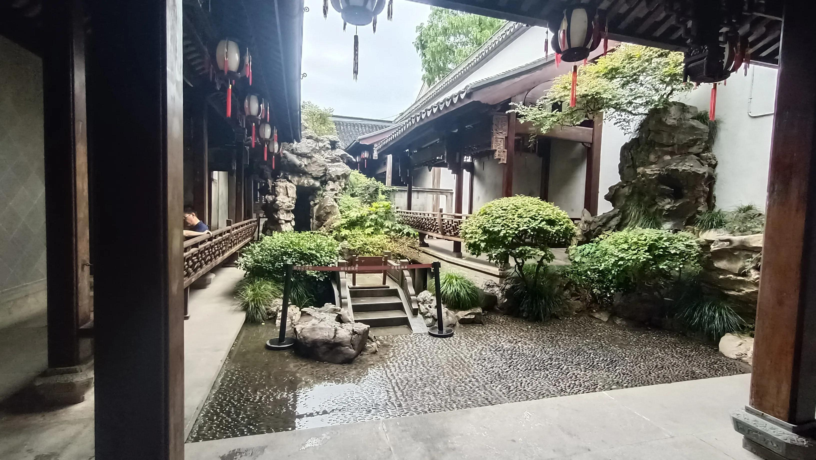 参观胡雪岩故居感想,带你走进红顶商人胡雪岩故居