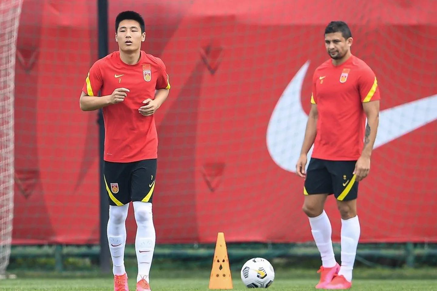 国足首发武磊艾克森领衔最强阵,国家队谁来代替武磊艾克森