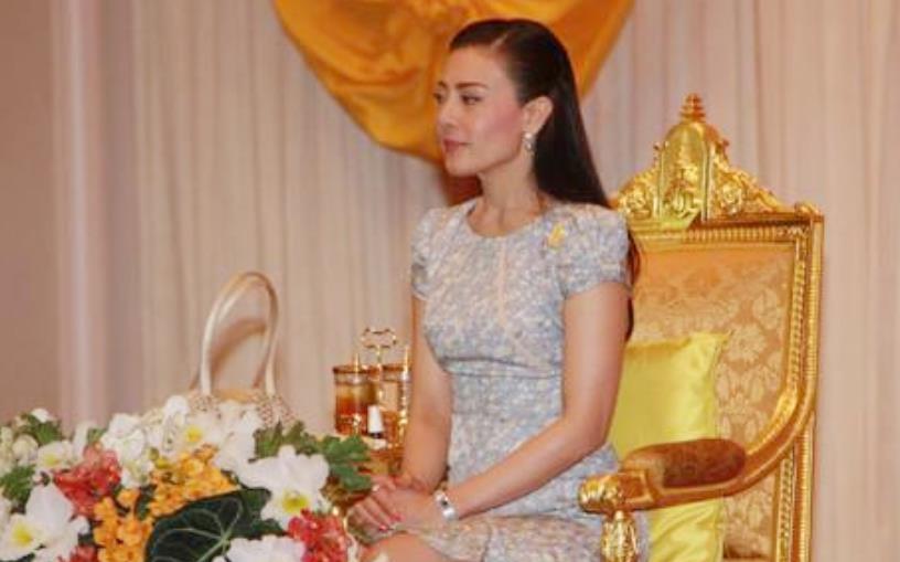 西拉米年轻有多美,西拉米年轻视频