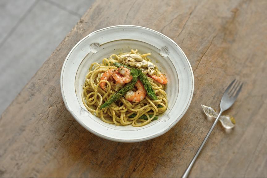 村子里的网红店，开了三年才有第一个爆款，如今上新秒无