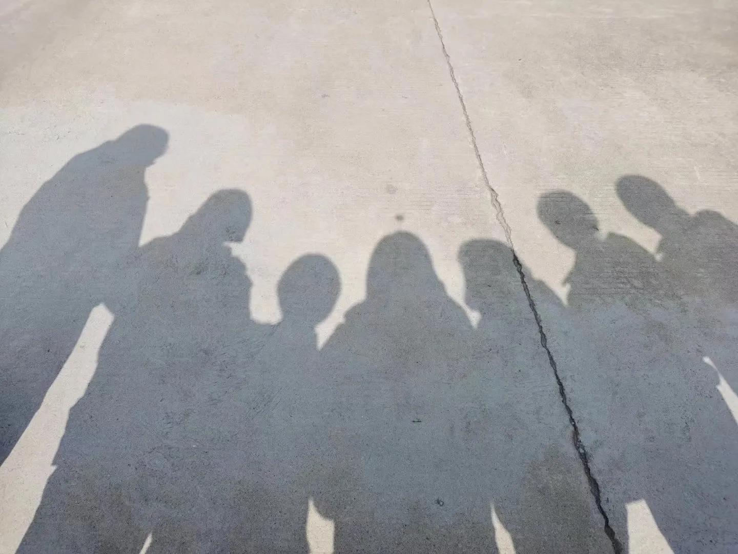 特别能吃的姑娘,那个特别会说话的姑娘