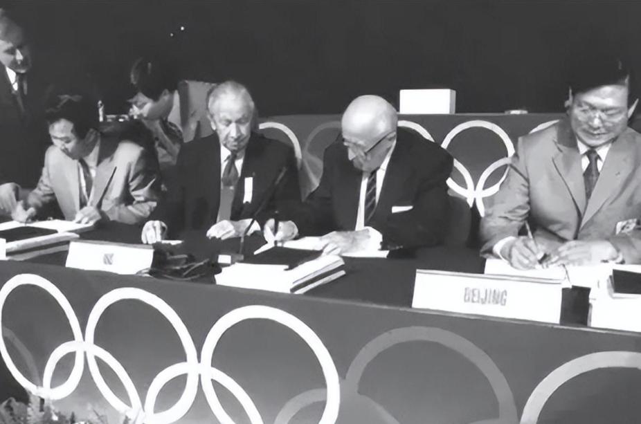 2008年北京奥运会的精彩事件,2008年北京奥运会开幕式引起震撼