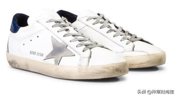 短靴穿腻了18年开春这3双鞋最火,早春穿搭要又甜又欲轻便运动鞋