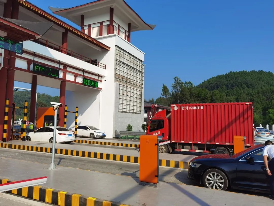 南部县南铁大道南延线通车直播,南部县南广观光大道交付了吗