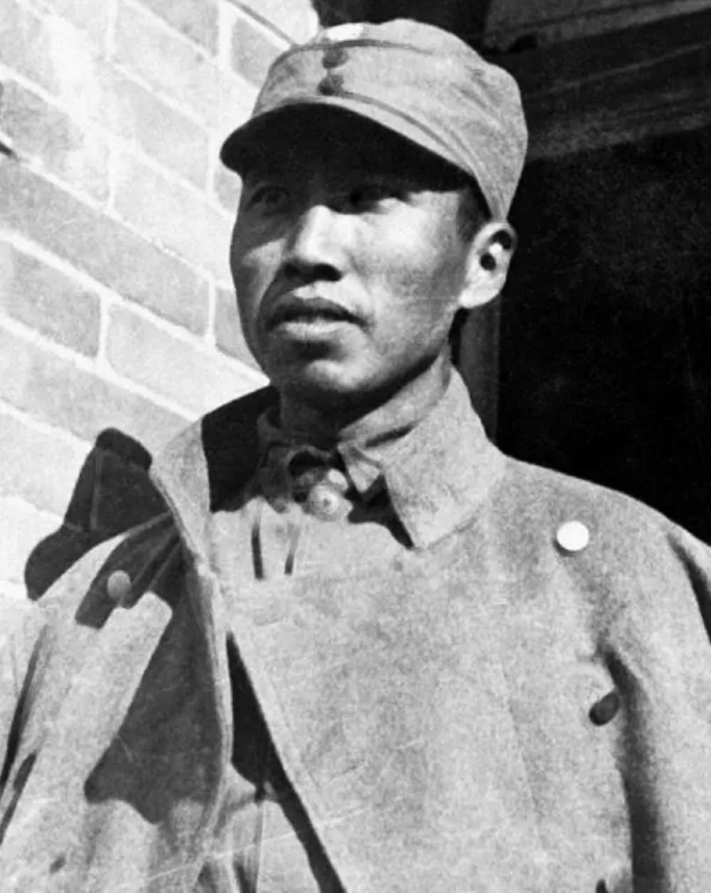 左权的影响力有多大？牺牲后毛主席为其特批一规矩，至今无人更改