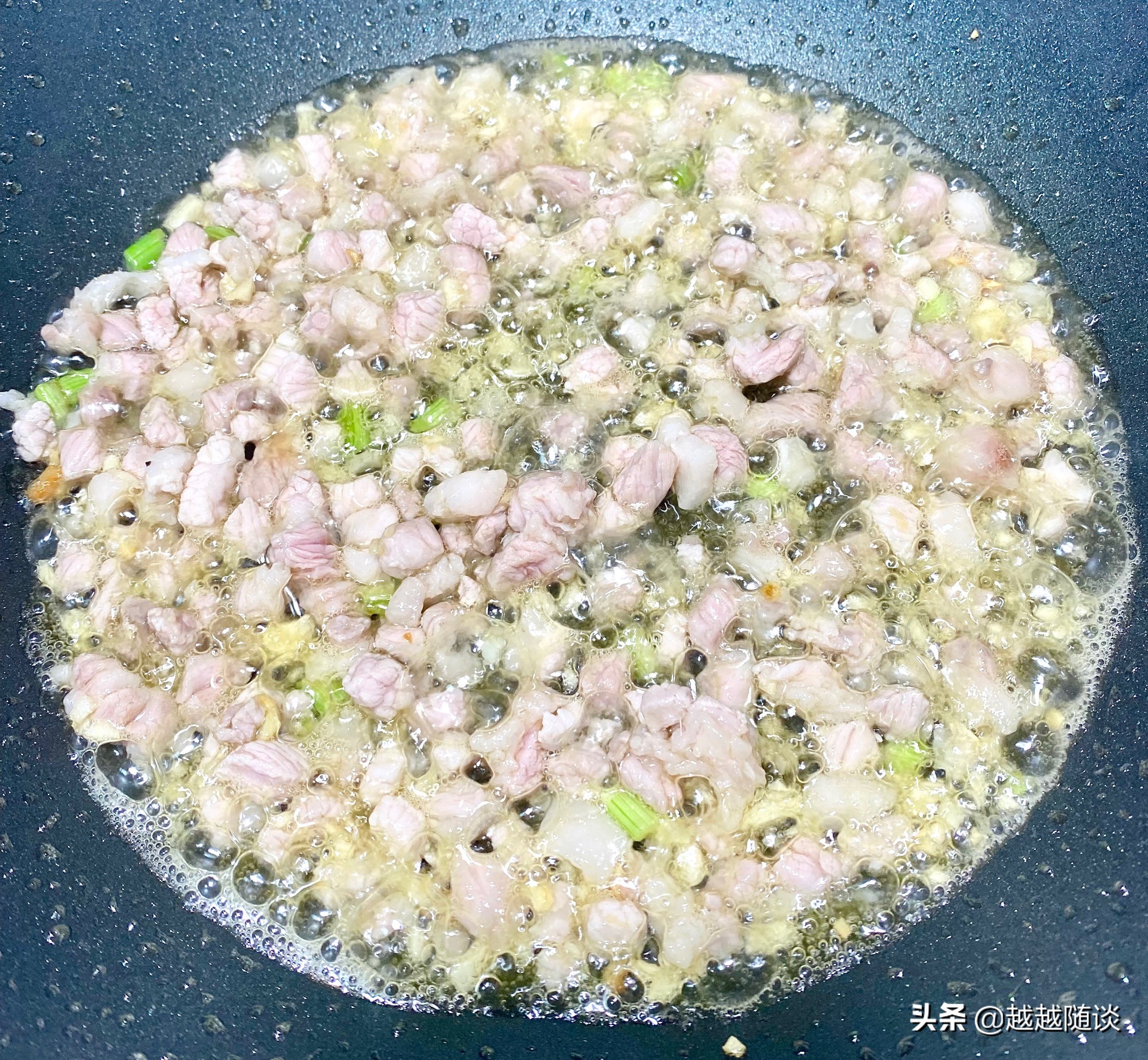 土豆这样吃超级简单又下饭不加肉,土豆这样做营养又好吃你学会了吗