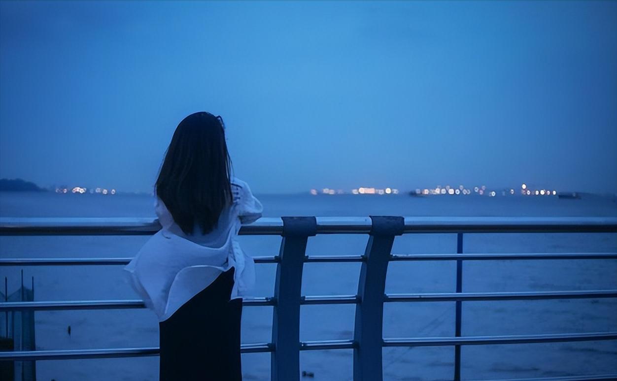 一家中古奢侈店的声色世界,一家中古奢侈品店里的人生06集