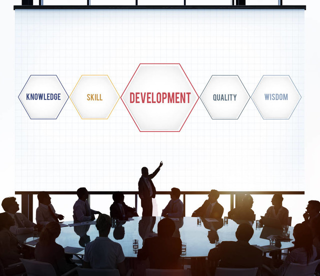 五金小件自动化冲压视频,五金壶身自动化冲压