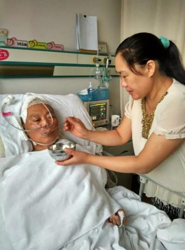 脑溢血病人康复治疗,脑出血偏瘫病人康复经验