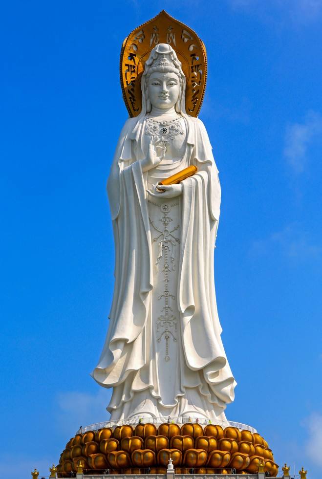 三亚108米海上观音是石像吗,三亚三面观音哪三面都代表什么