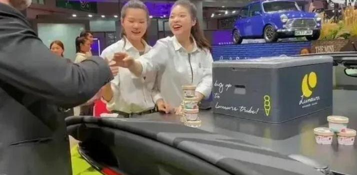 宝马mini冰淇淋事件原视频,宝马mini冰淇淋事件原视频后续