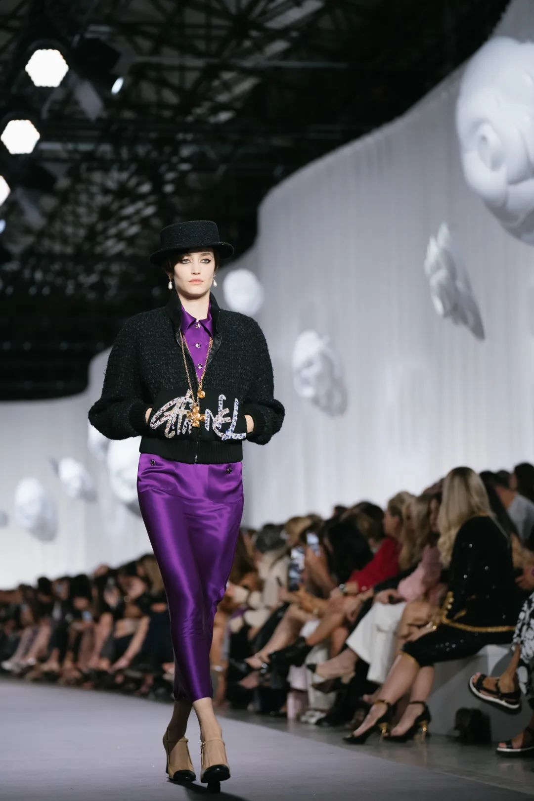 香奈儿2017早秋手工坊,香奈儿高级手工坊发布会视频