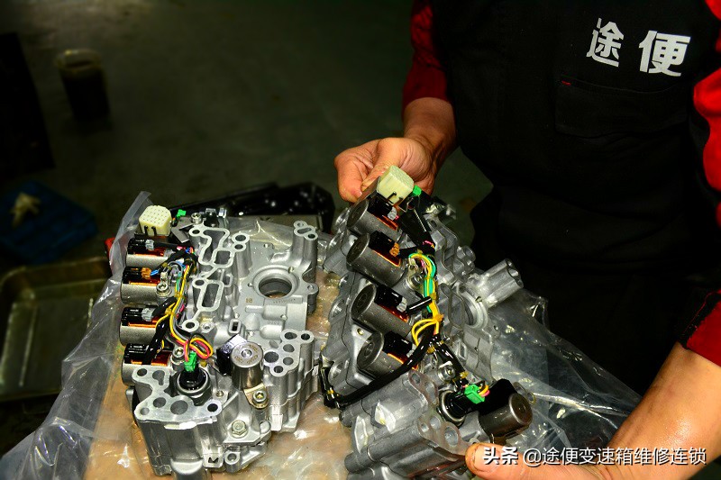 cvt变速箱低速顿挫能维修吗,本田cvt变速箱维修顿挫冲击全过程