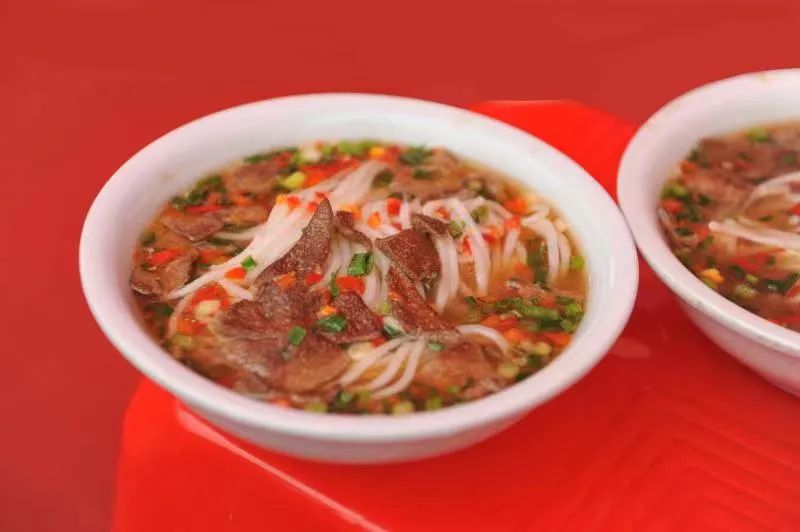 涓婇ザ閾呭北鐣叉棌椋庢儏,澶╀笅show