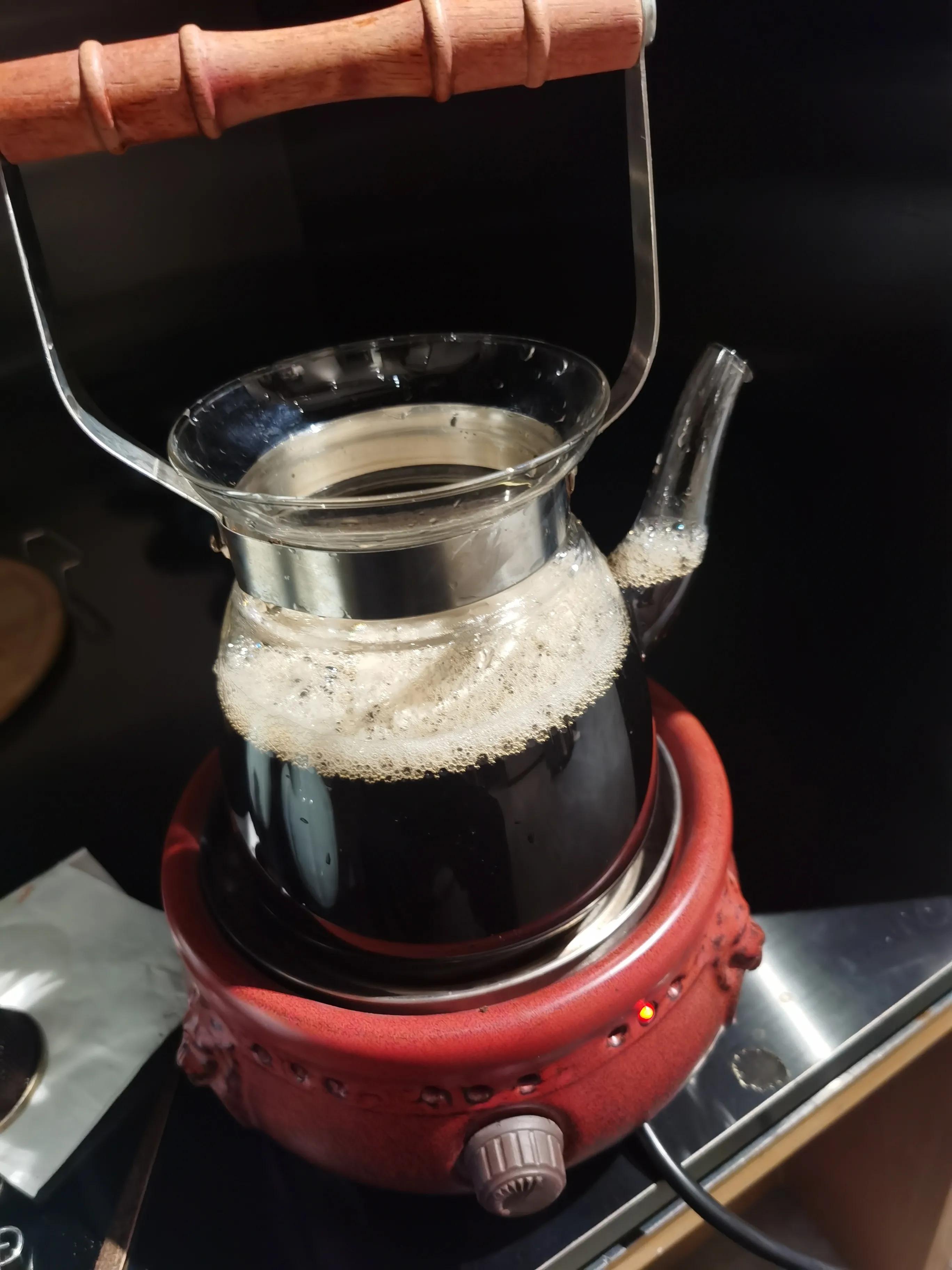 慈溪特有“三沸三点”点茶：“酴醾堆雪笋抽簪”