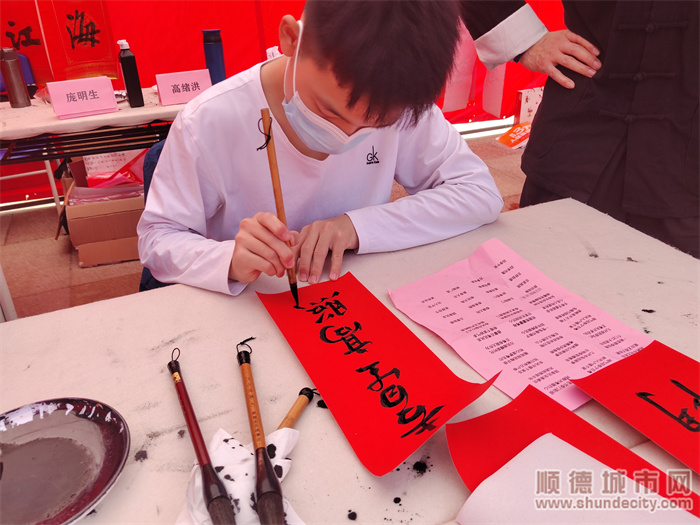 逛花街视频,逛花街的视频