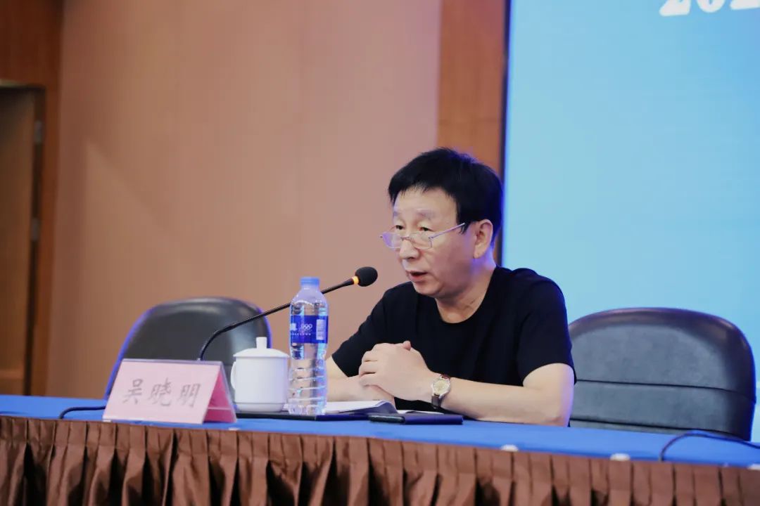 明建数智研究院钟院长受邀主讲长建协建筑行业风控及法务培训！