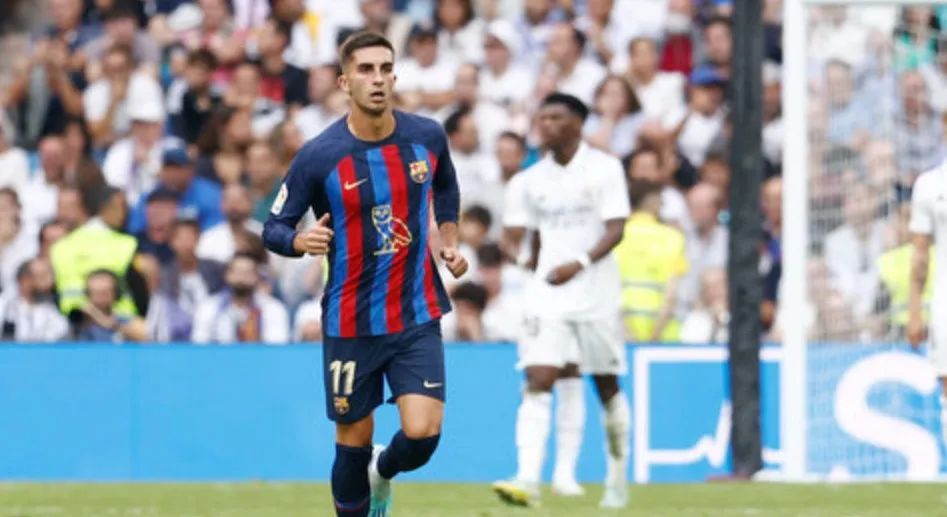 波司登轻装上阵衬衫羽绒服,波司登轻装上阵