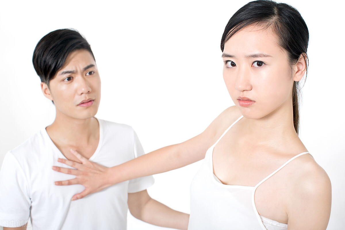 同居一年的男朋友总是逼我做家务怎么办？