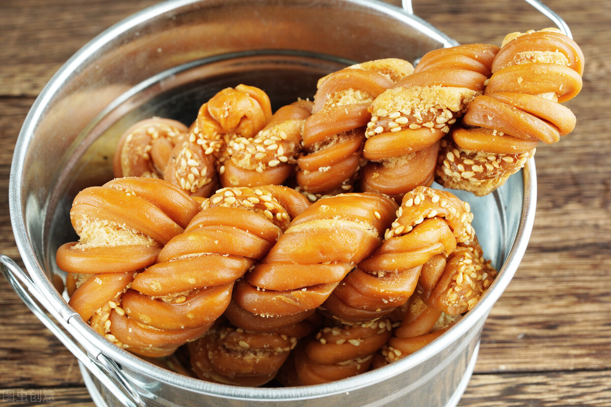 名人创业故事真实白手起家,创业故事白手起家故事内容