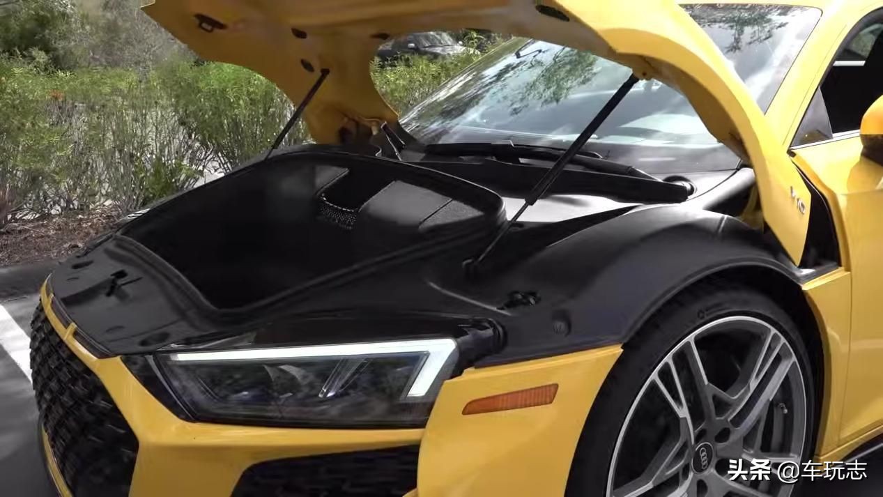 2019奥迪r8跟2020款奥迪r8,5.2v10奥迪r8限量版