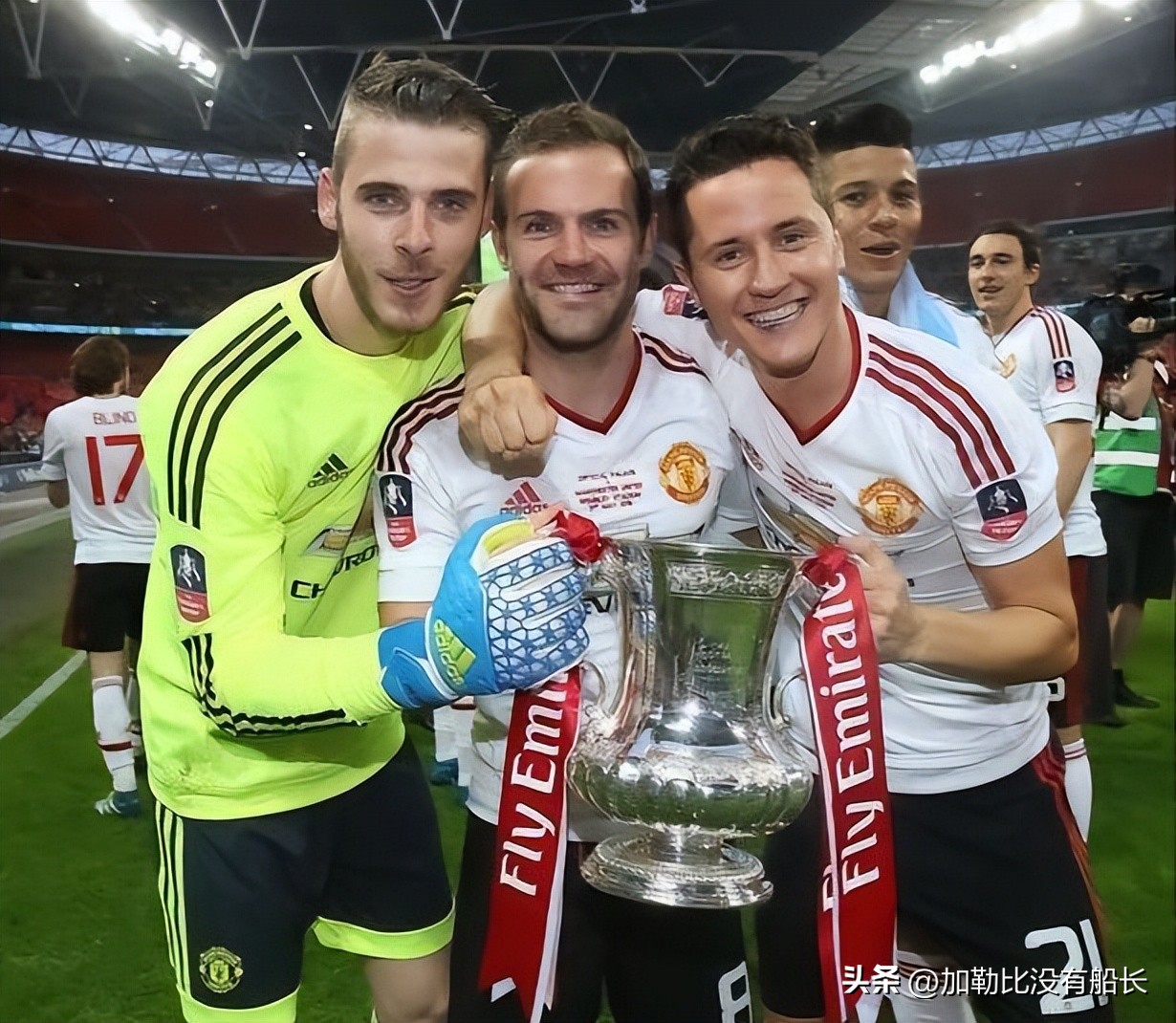 离开皇马拿过金球奖,离开五大联赛的球员盘点