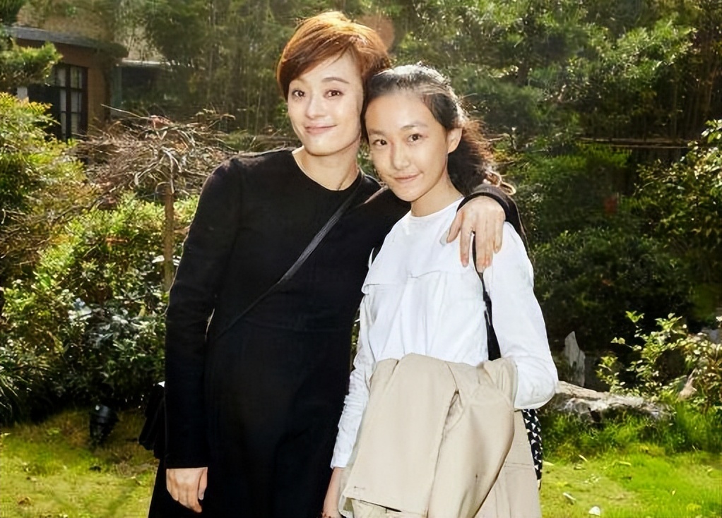 李冰冰姐妹花在娱乐圈打拼靠什么,十对明星姐妹