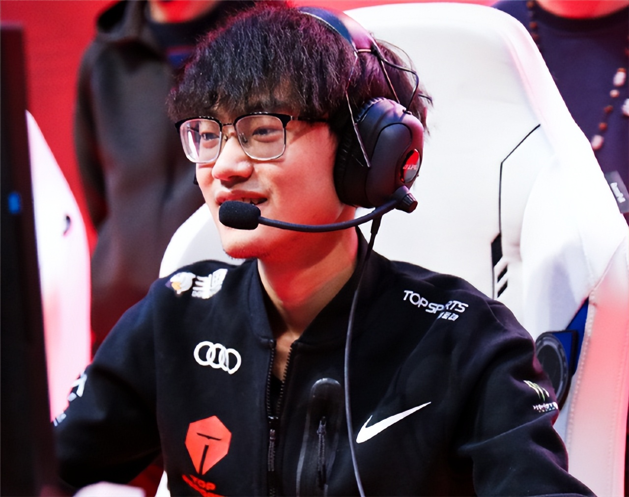 小天2019总决赛采访,小天赛后采访吐槽摆烂