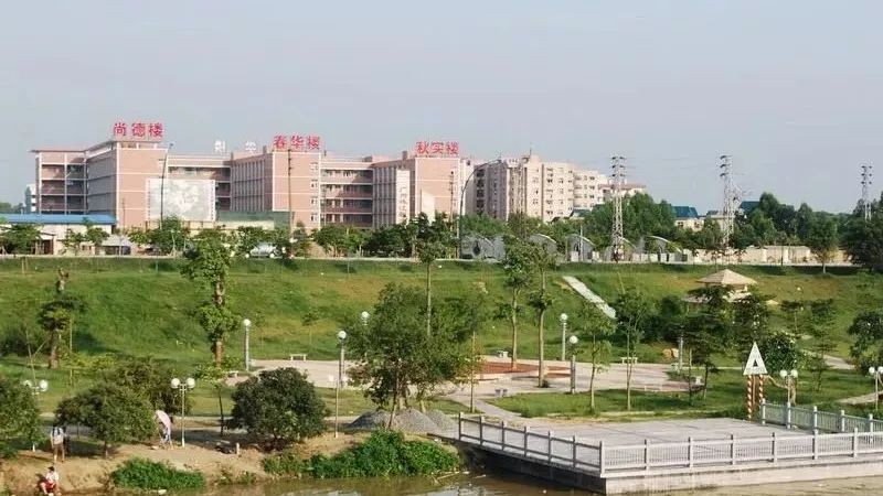 广东高职高考3+证书有哪些院校,广东珠江职业技术学院有3+2吗