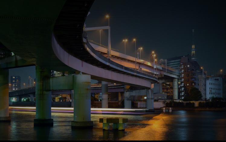 索尼“心比天高”，12GB+512GB保持在8999价位，买得起的人很少