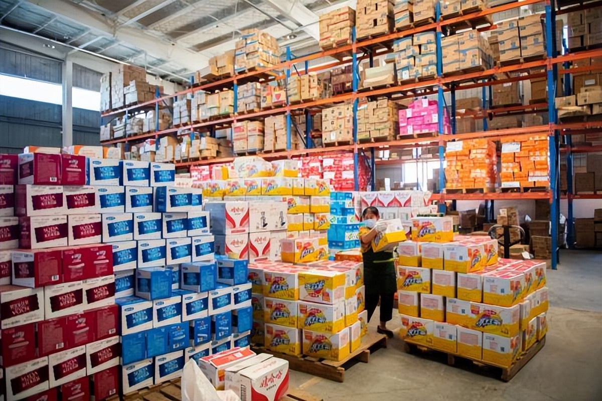 余利宝利息越来越低怎么回事,为什么银行贷款利息越来越低