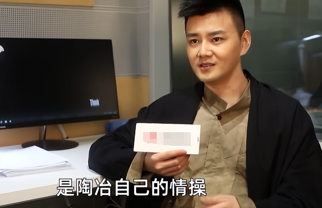 严于信是主持人吗,央视主播严于信结婚了吗