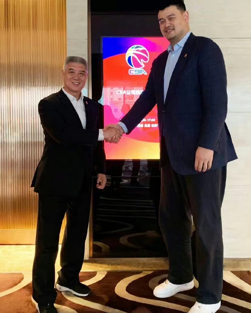 姚明卸权?CBA是小事,姚明将成国际篮联主席,中国篮球迎来曙光