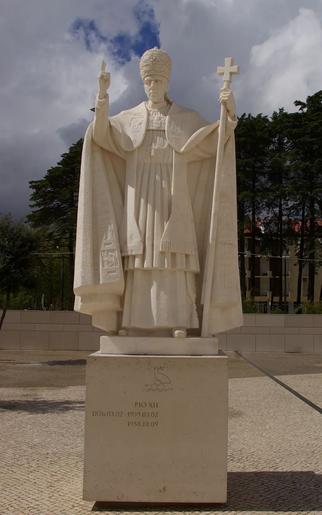 梵蒂冈藏了近一百年的秘密