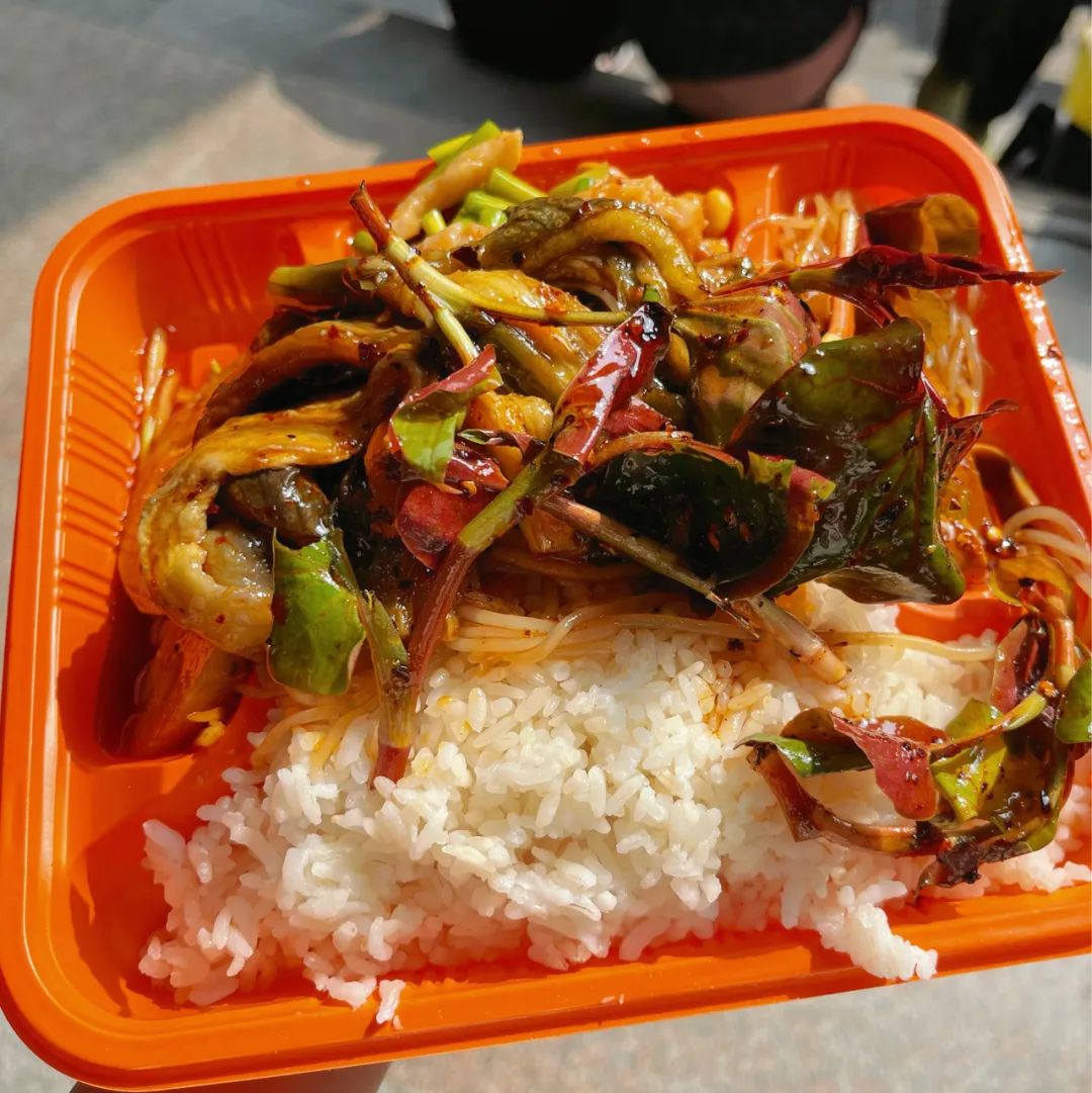 朝天门美食批发市场盒饭,朝天门批发市场美食推荐