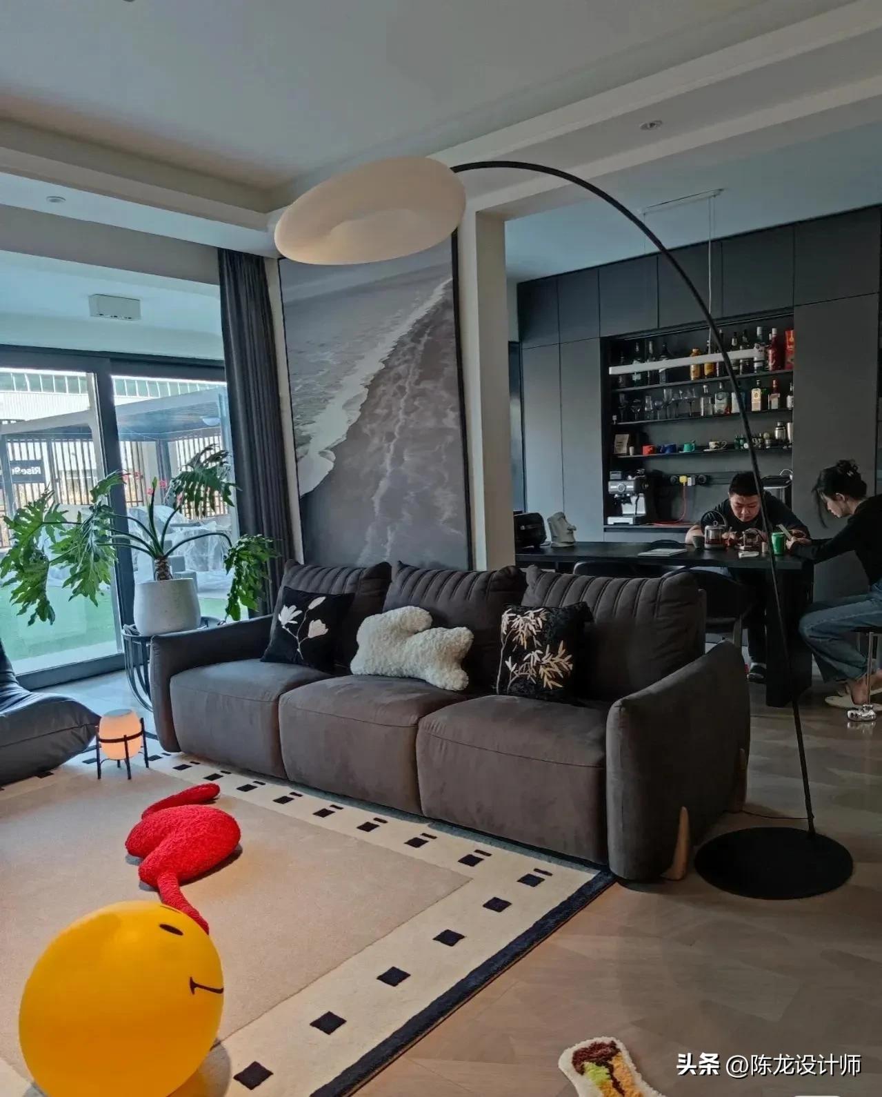 江苏美女晒出自家121㎡新房：全屋装修没有一丝俗气，堪称教科书