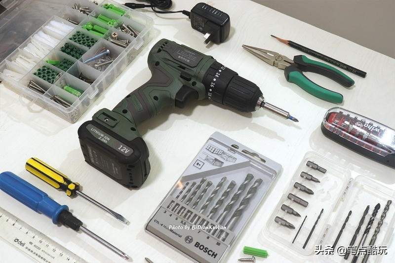 无刷冲击锂电钻,20v无刷锂电多功能冲击钻测评