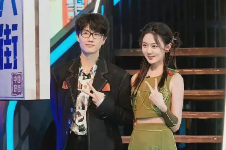 许嵩曾经火遍全国的网络歌手,许嵩能成为三大巨头的原因