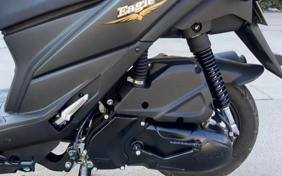 豪爵2019款超级鹰125踏板车评测,豪爵5000元左右公认最好125踏板车