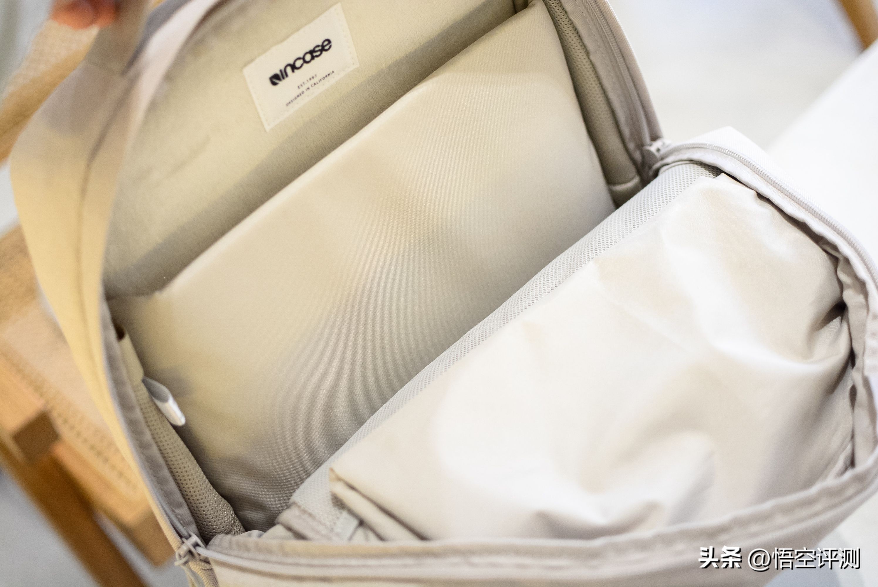 多格收纳旅行背包,多格收纳双肩包