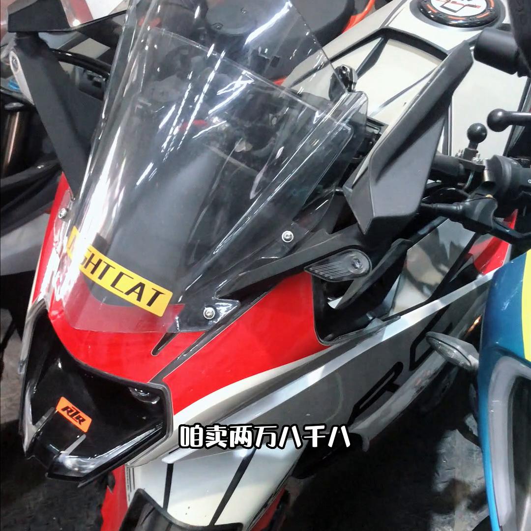 私人二手摩托车重型机车,二手的摩托车多少钱