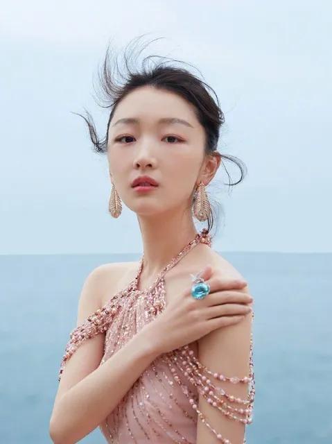 中国最美的10位气质女明星图片,盘点那些美得一塌糊涂的美女明星
