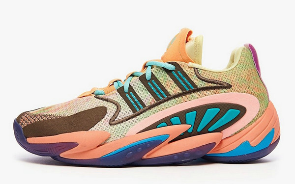 阿迪特雷杨2代战靴,特雷杨3代球鞋