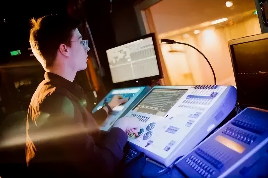 合作大学|存在于欧洲民谣中的英国赫尔大学了解一下?