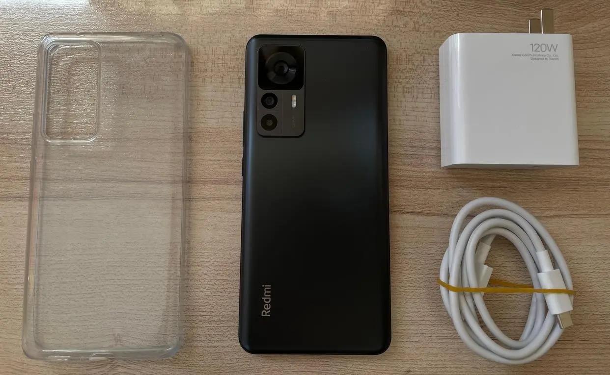 目前最值得买手机是哪一款,2500元最值得买手机