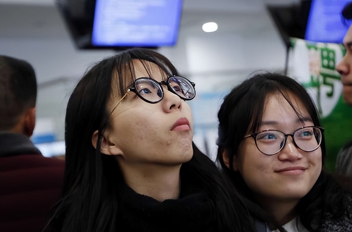 高考志愿填报医学专业推荐,高考报志愿哪些专业最热门